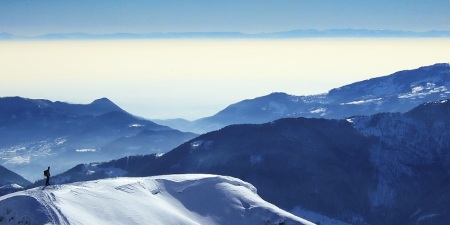 panorama sulla nebbia Padana